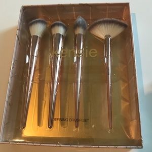 Kensie Defining Brush Set